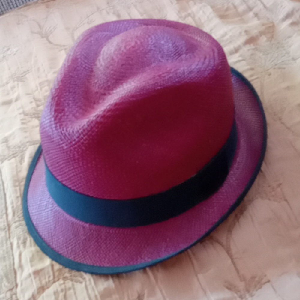 Genuine Panama Handwoven in Ecuador Hat, Maroon NWOT